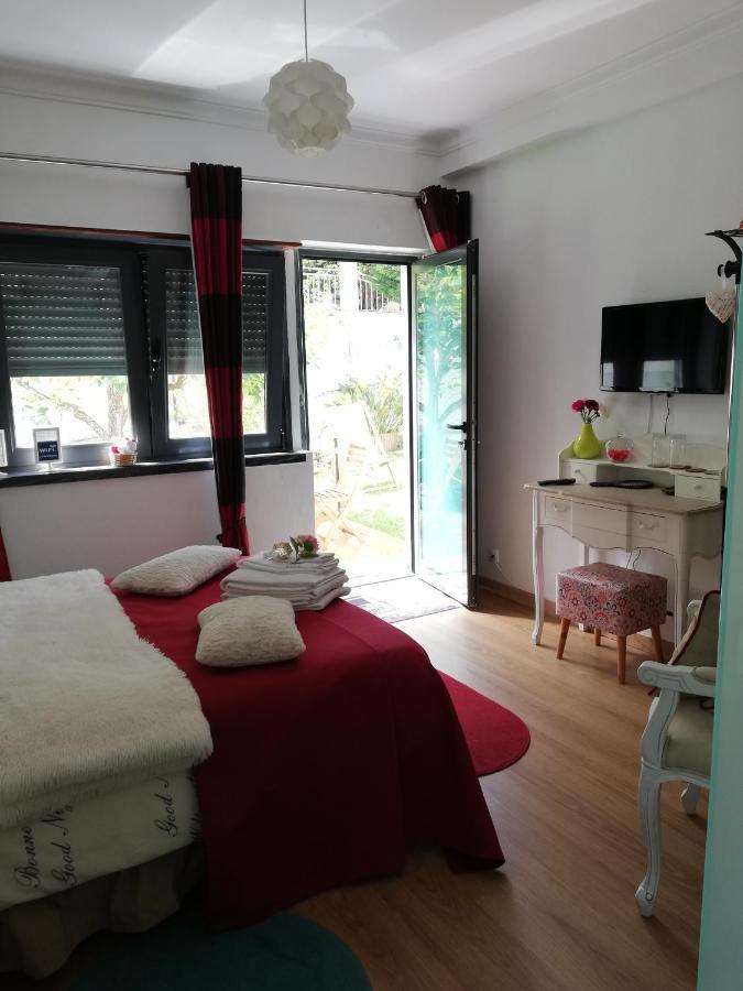 Moradia No Seixal Ericeira Hotell Exteriör bild
